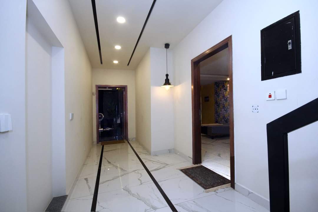 1 Kanal Beautifully Designed Modern House For SALE In DHA Phase 7